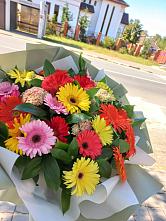 Букет цветов из:  Герберы #REPLACE_PRED# Новобатайске